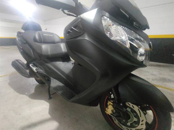 DAFRA MAXSYM 400i 